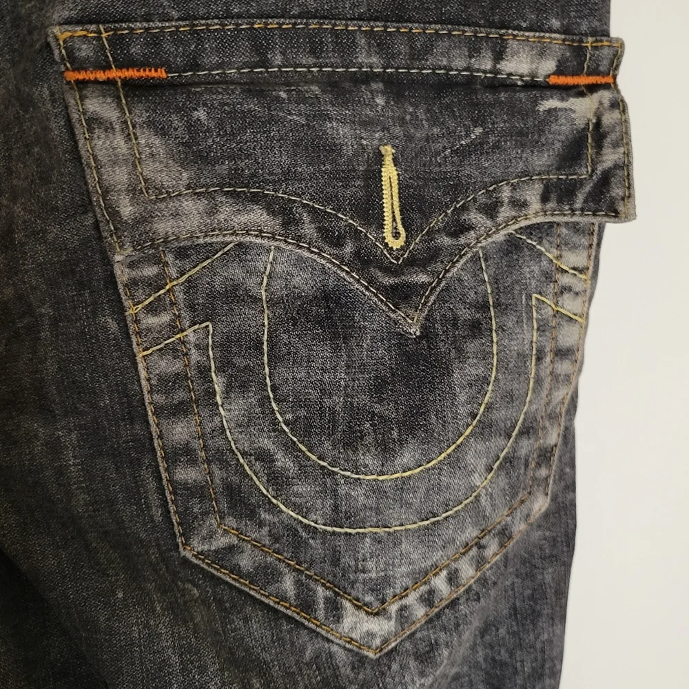 True Religion World Tour Men's Straight W/ Flaps Redtide Jeans - Size (30)